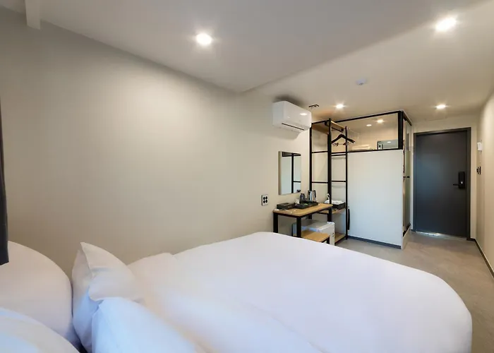 Hotel Stayz437 Jongno 2*