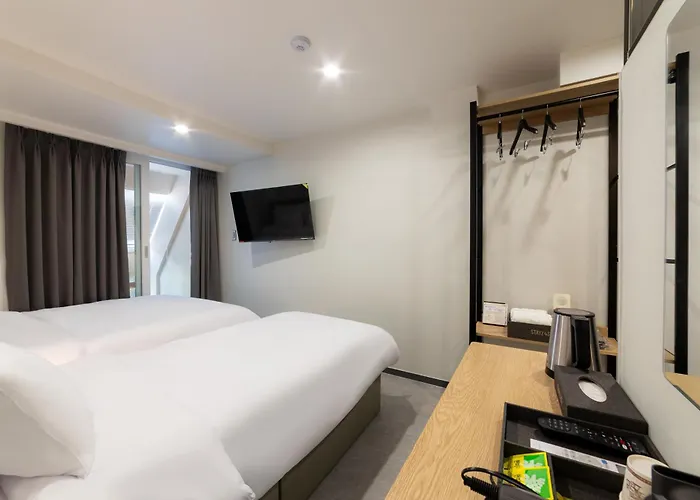 Stayz437 Jongno Hotel 2*