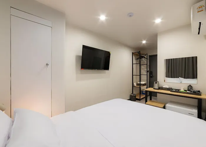 Hotel Stayz437 Jongno 2*